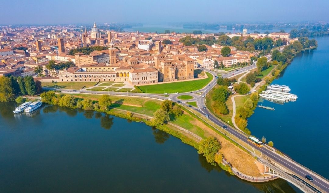 Vai all'approfondimento Grandi apparecchiature- Provincia di Mantova